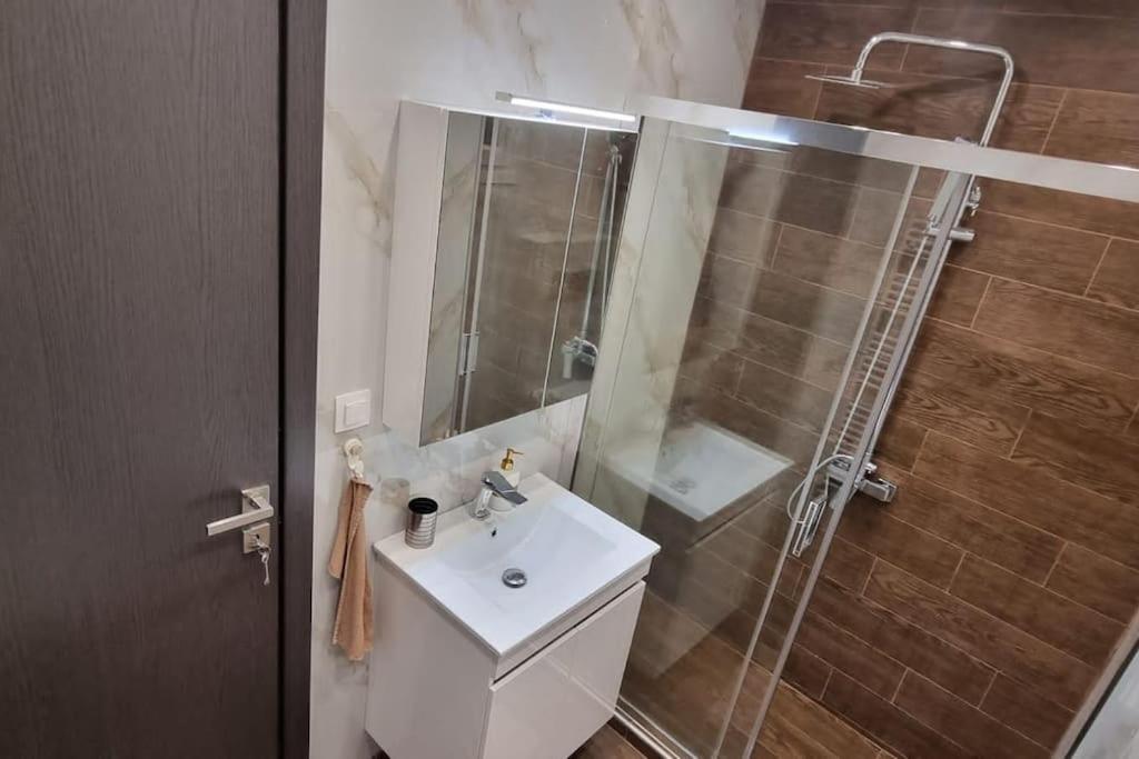 Luxurious Apartment In The Heart Of סלוניקי מראה חיצוני תמונה